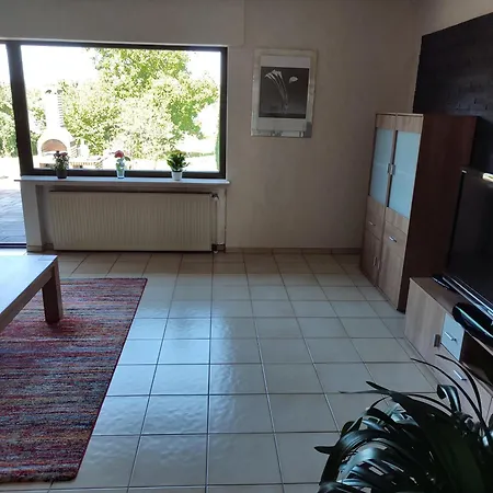 Rheinuferhaus * Urmitz